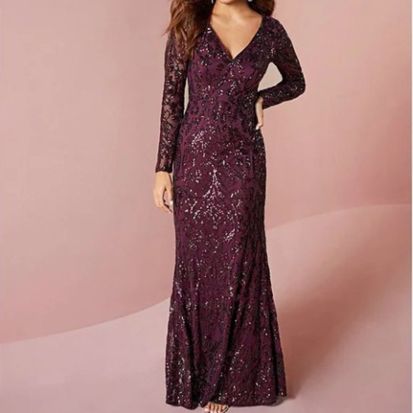 Adrianna Papell Dresses & Skirts - LIKE NEW Adrianna Papell Long Sleeve Stretch Sequin Mermaid Gown SZ 10